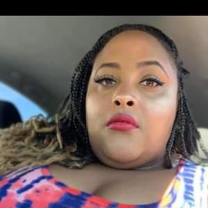 Meet your Posher, Emilee